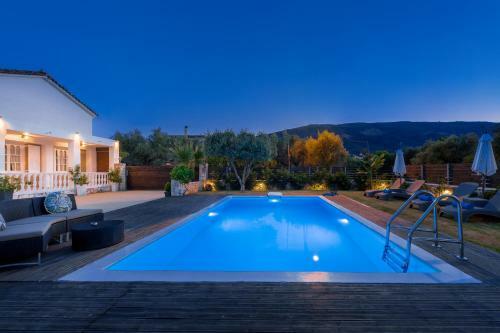 White Collection Villas & Suites - Pnoe Villa