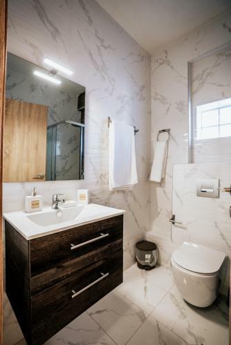 Emerald Luxury Apartments