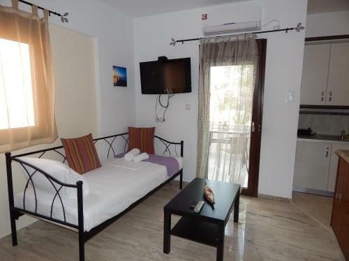 Palm House Nikiti - Apartments Vicky