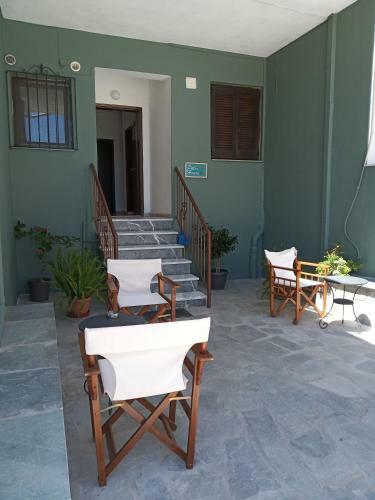 Palm House Nikiti - Apartments Vicky