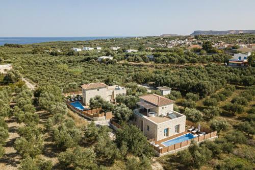 Villa Vera - With Private Heated Pool & Jacuzzi