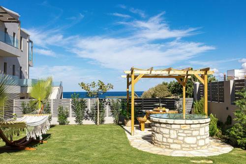 Lagoon Seabreeze Villa, Sumptuous Retreat!