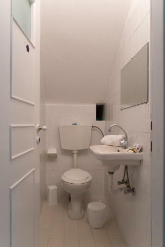 Seaview Maisonette With 3 Bedrooms In Paros