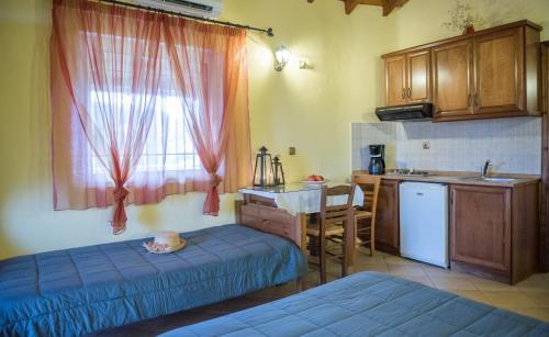 Erifili At Sarti Beach Apartments & Studios