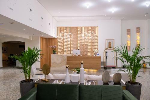 Hotel Patra Palace
