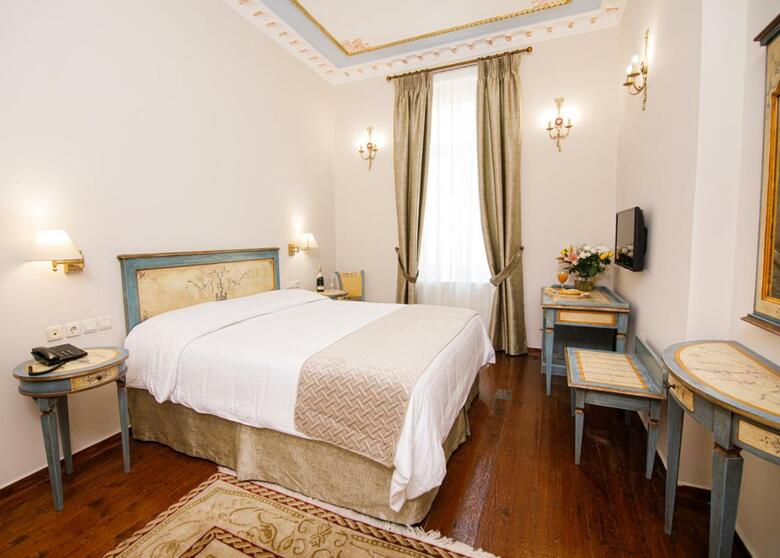 Konstantinos Palaiologos Hotel