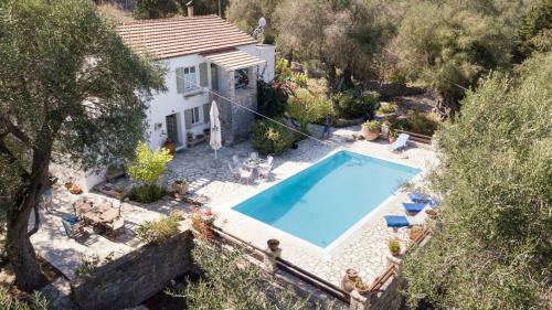Villa Mamma Mar, Magazia
