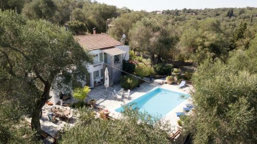 Villa Mamma Mar, Magazia