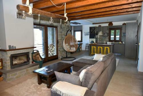 Villa Peukofyto Mountain Retreat