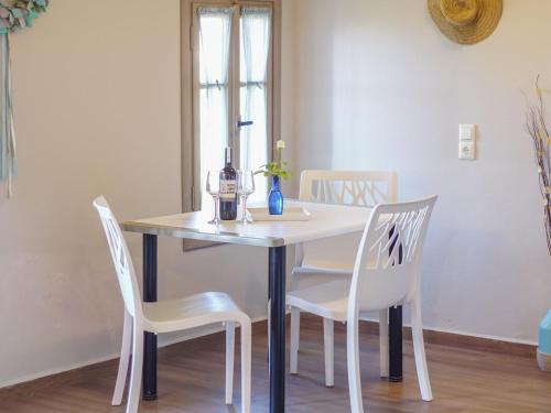 Appealing Apartment In Lesbos Island With Swimming Pool