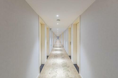 Urba Hotel Huayuan Subway Station