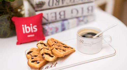 Ibis Urumqi Weixing Square Hotel