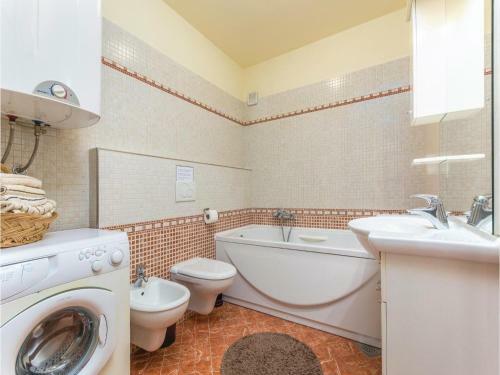 Apartment Zbandaj V