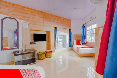 Hotel Collection O 73655 Whispering Oaks
