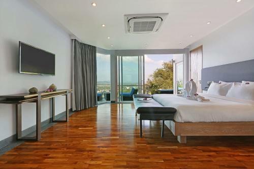 Villa Beyond-namaste 15 Bedroom Fully Staffed Seaview Villa