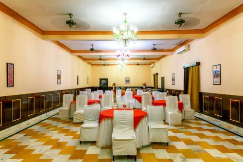 Hotel Raj Mahal The Palace