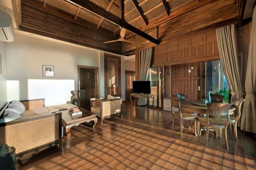 Jade Villa Hidden Gem In Phangan