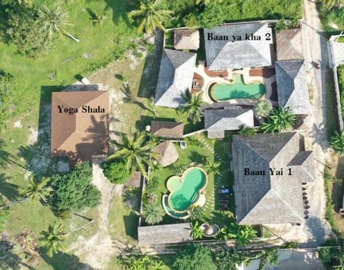 Baan Thamarchat 3 Villas 13 Bedrooms & Shala
