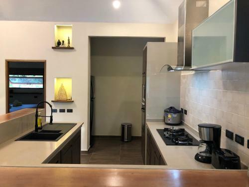 Baan Thamarchat 3 Villas 13 Bedrooms & Shala