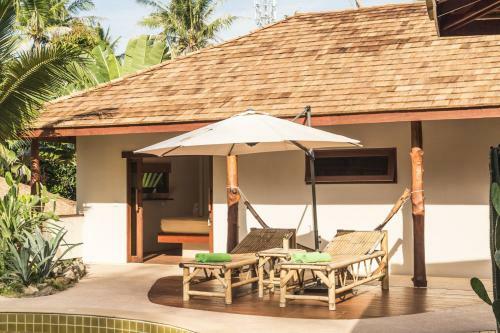 Baan Thamarchat 3 Villas 13 Bedrooms & Shala