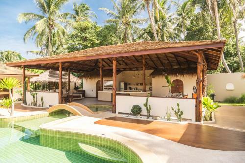 Baan Thamarchat 3 Villas 13 Bedrooms & Shala