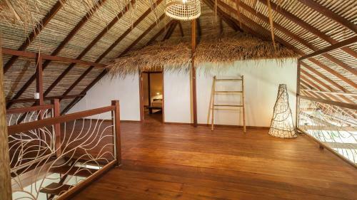 Baan Thamarchat 3 Villas 13 Bedrooms & Shala