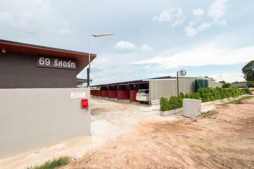 Hotel Oyo 939 69 Resort