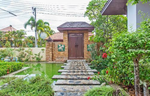 Luxury Thai Villa With Very Beautiful Private Pool