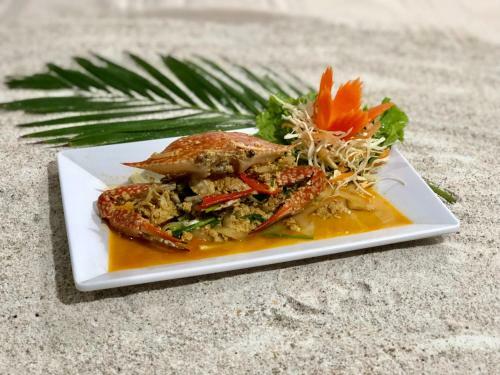 Hotel Deng's Kamala Beach Guesthouse