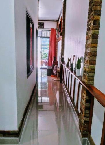 Number Six House For Up To 4 Guests