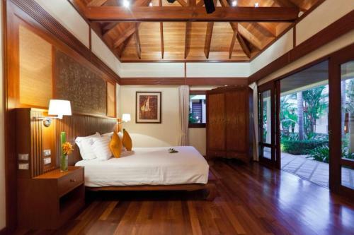 3 Bedroom Beach Front Villa Acadia Bophut