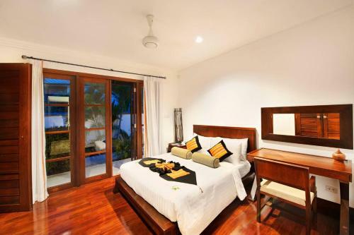 Villa Aquamarine In Luxury 5* Hotel Development