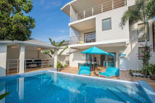 Brand-new Villa Colibri In A Beachfront Villa Resort