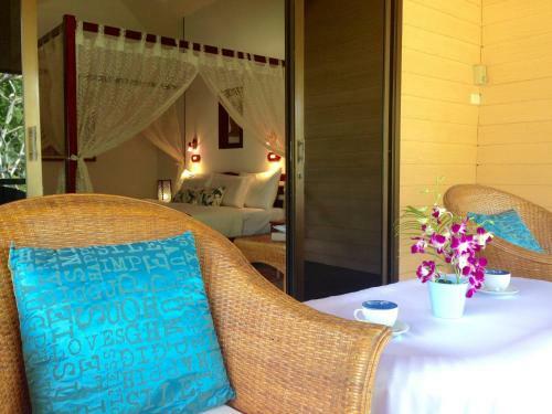 Hotel Cruiser Island Resort