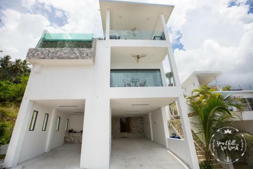 Azur Luxurious Villa 4 Br Ocean View
