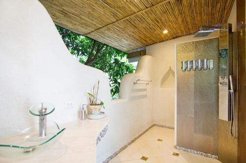 Villa Sunshine Ocean Sea View