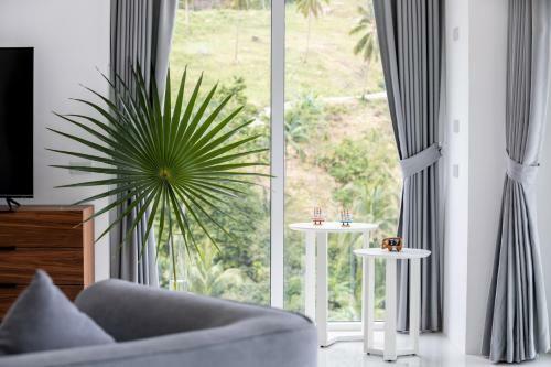 Emerald Villa 3 Br Sea Views