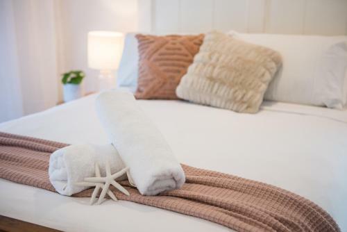Beach House On Main- Airlie Beach