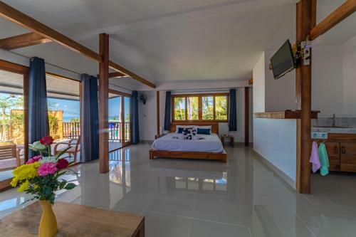 Le Grand Bleu Hotel
