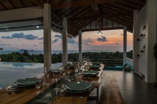 Villa Shades Of Blue