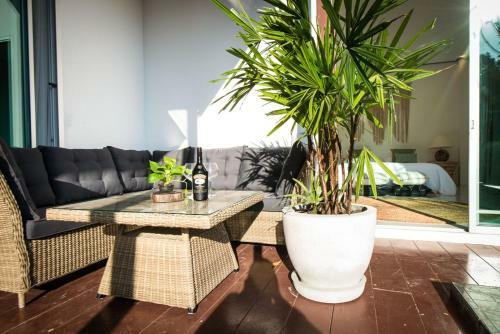 Teak Hill Pool Villa-michelia