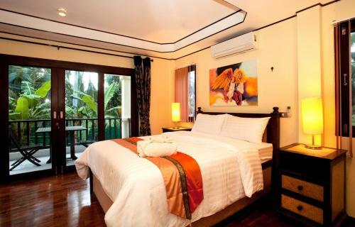 3 Bedroom Seafront Villa With Bay View Koh Phangan