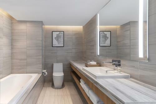 Hotel Courtyard By Marriott North Pattaya - Sha Extra Plus
