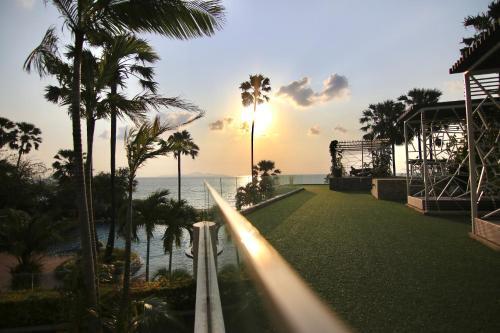 Apartamento Luxurious Beachfront Pattaya