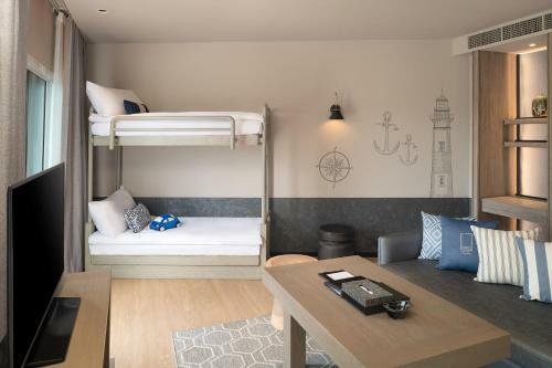 Hotel Cross Pattaya Pratamnak - Sha Plus