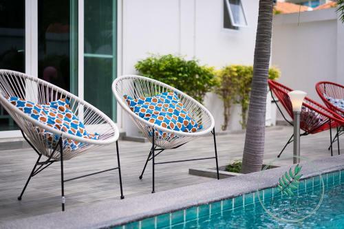 Majestic Residence Pool Villa 4 Bedrooms Private Beach