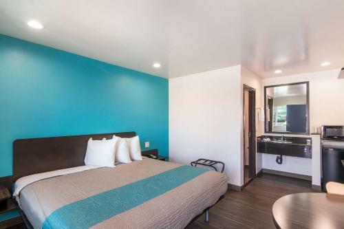 Hotel Rodeway Inn City Of Industry