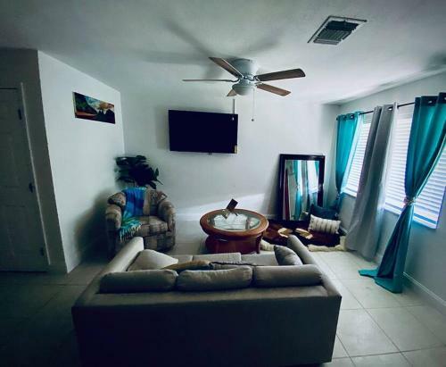 Cheerful 1-bed On Oakland Park Fl
