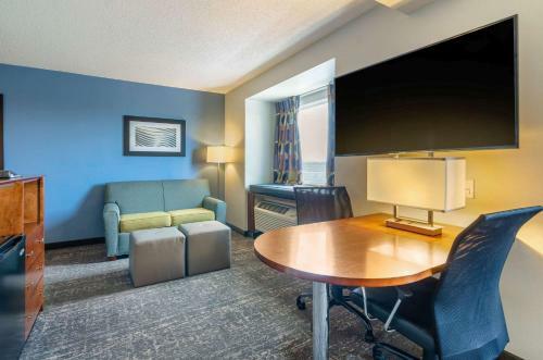 Posada Quality Inn & Suites Staunton