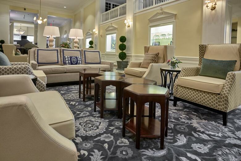 Stonewall Jackson Hotel
